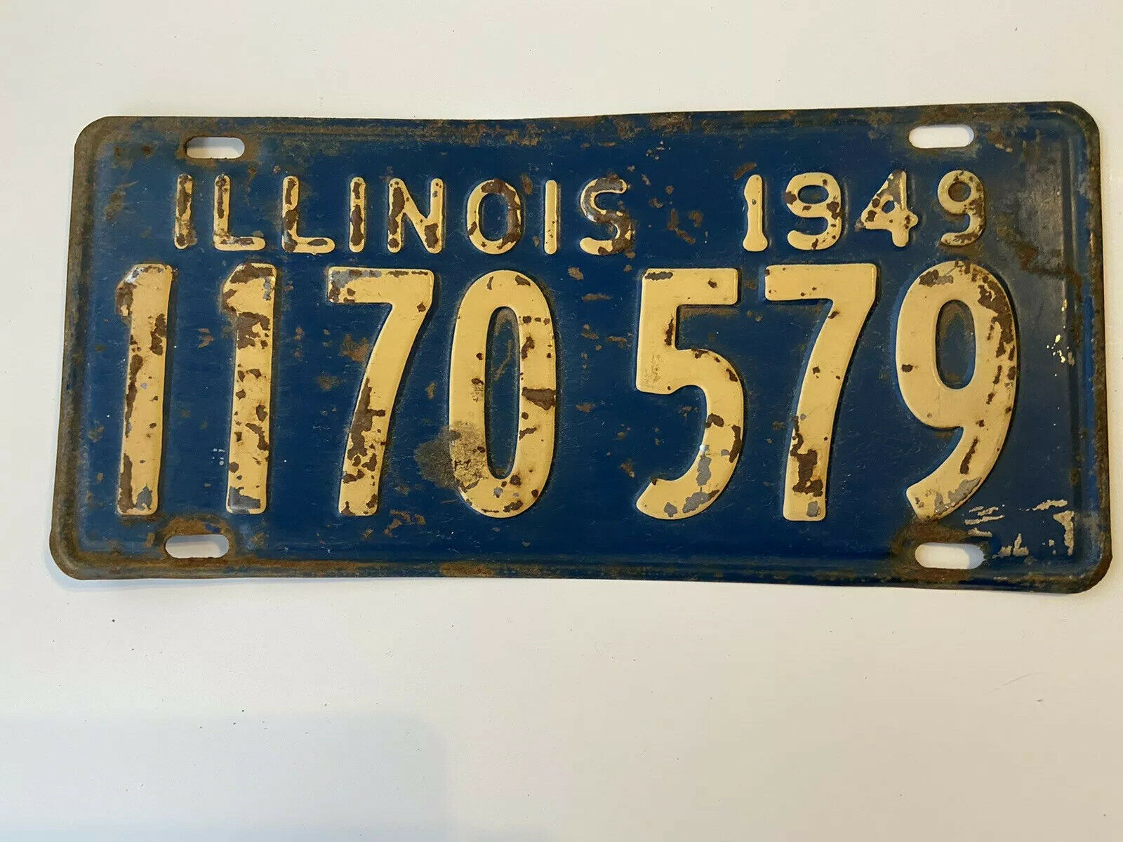 Vintage -1949 Illinois License Plate, 1170 579