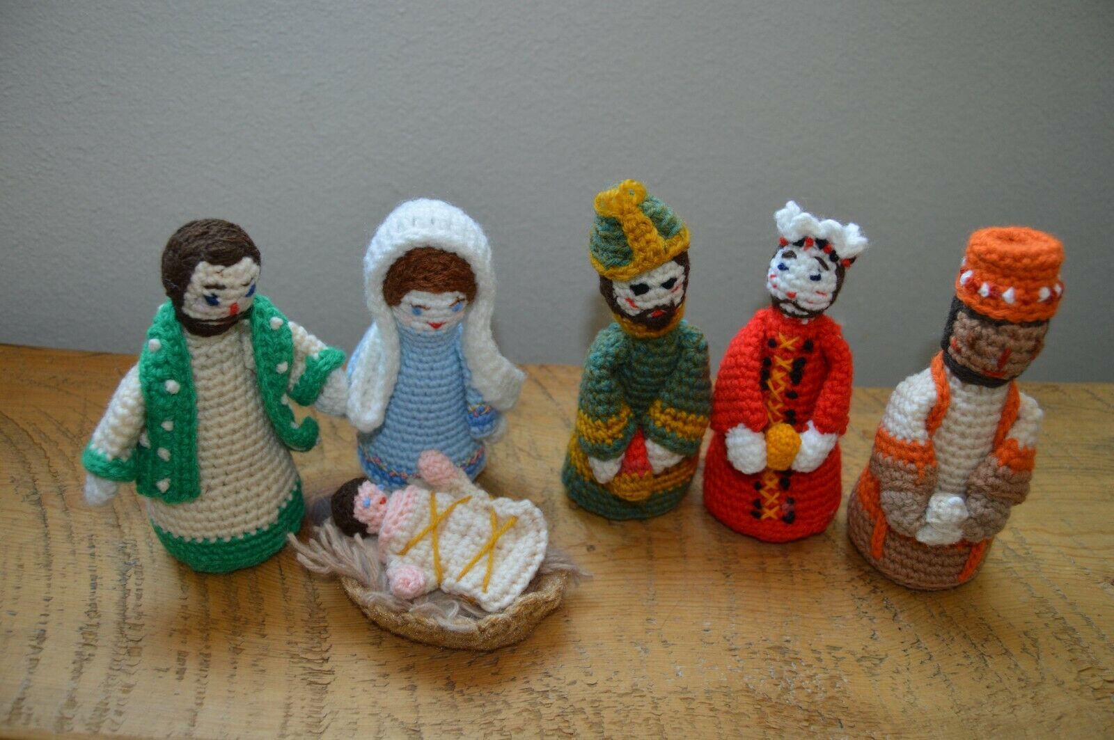 6 Piece Hand Knit Nativity Figures 6 To 7 Inches, 3 Wise Men, Mary, Joseph, Baby