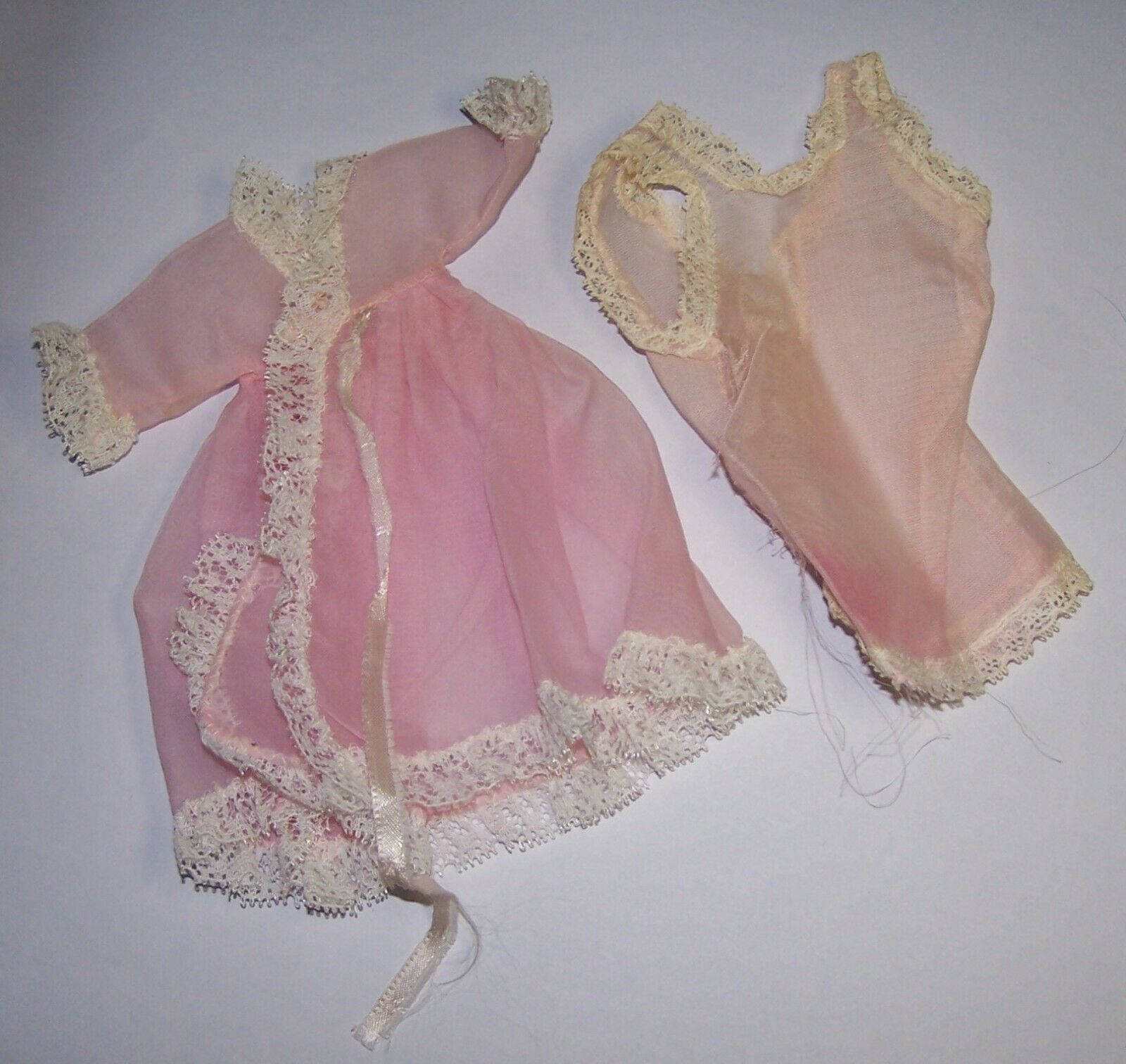 Vintage Ginger Pink Nightgown and Robe with Lace Trim