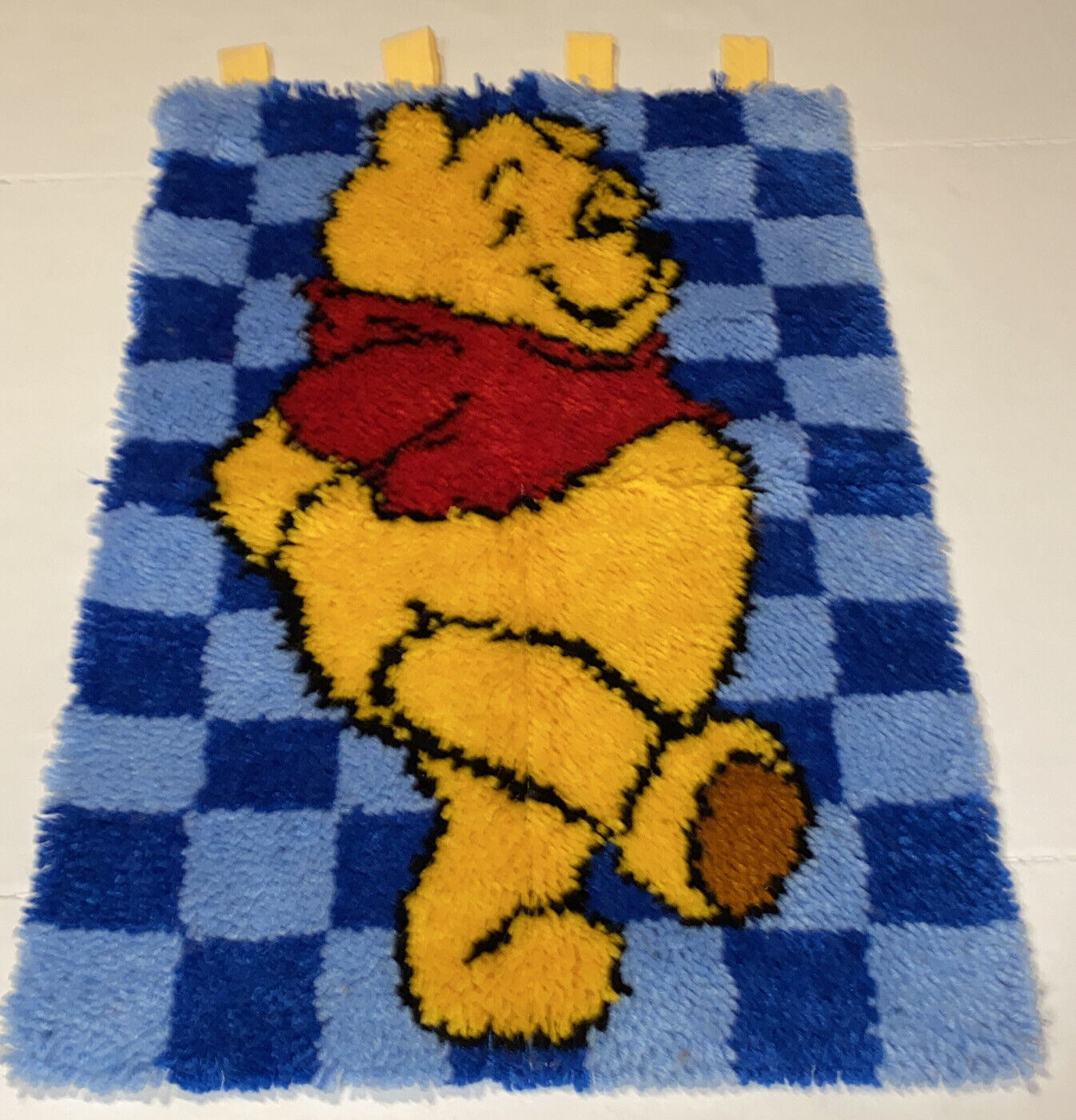 Winnie The Pooh Latch Hook Rug Wall Hanging Bright Colors 20x30 FINISHED
