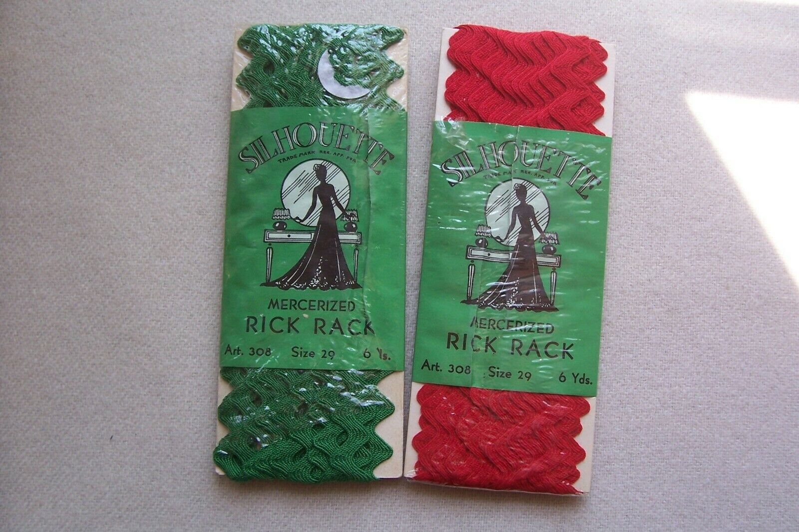 Vtg Early 1900's Silhouette cotton Rick Rack Dolls Millinery Crafts Green & Red