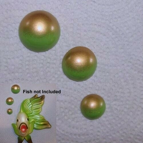 Gold & Green Bubble Wall Plaques For Vintage And Retro Mermaid And Fish Bath