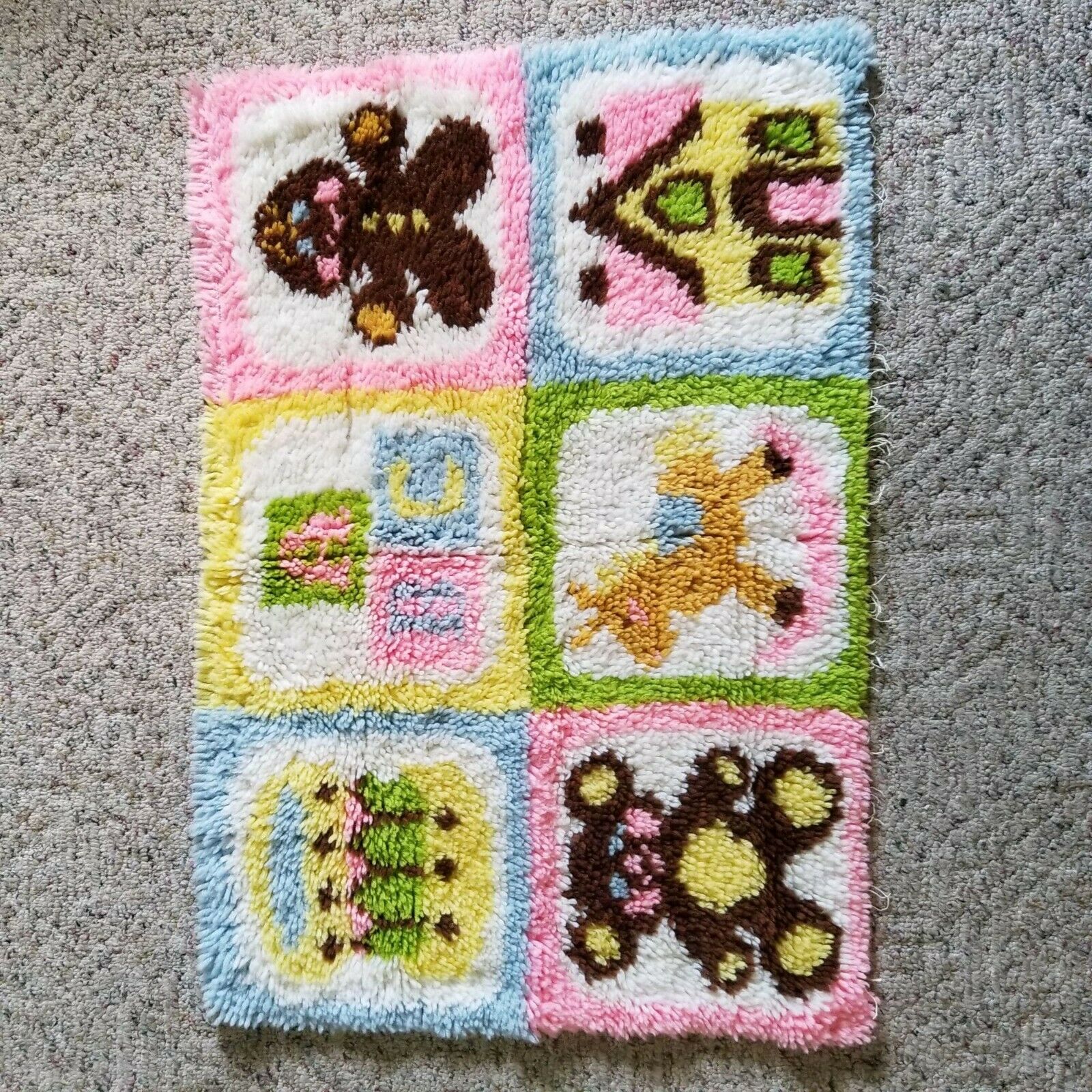 Latch Hook Rug Baby Nursery Tapestry Home Decor Vintage Wall Hanging 22x33 in