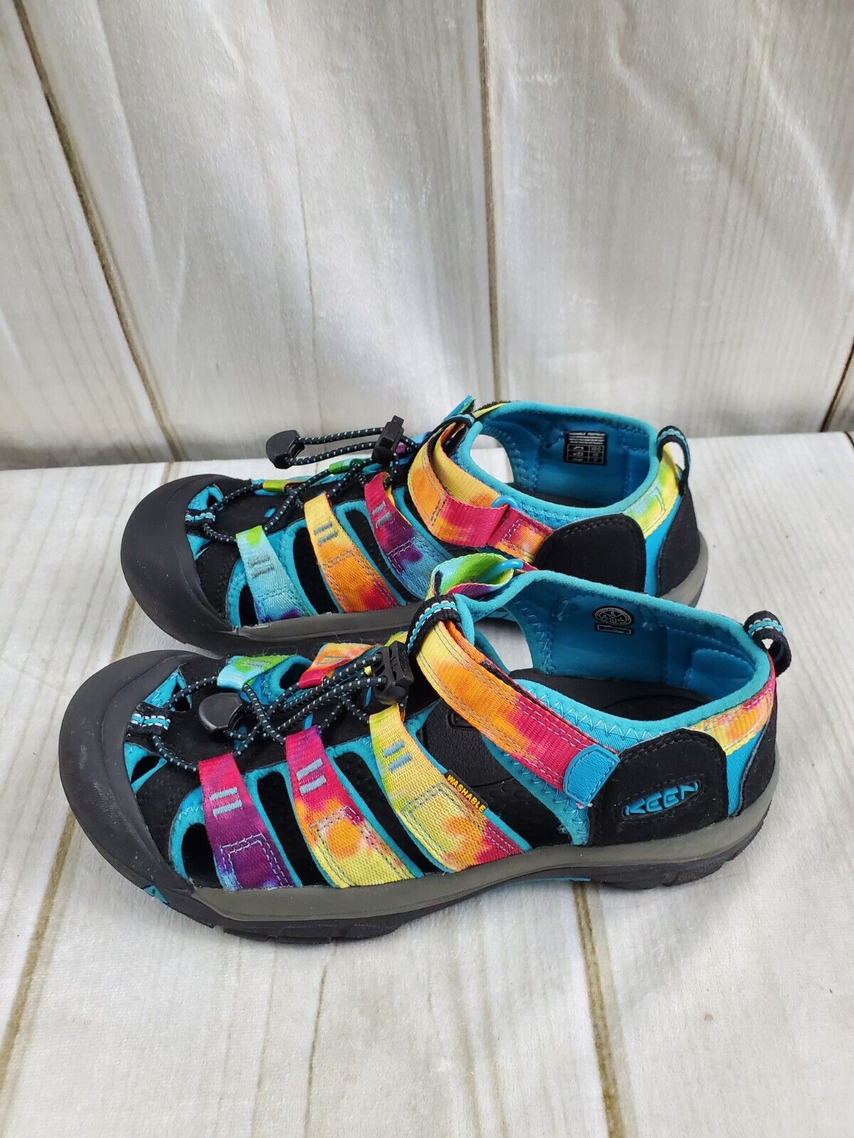 KEEN YOUTH UNISEX LACELESS SPORT WATER SANDALS SIZE 6 MULTICOLOR HOOK AND LOOP