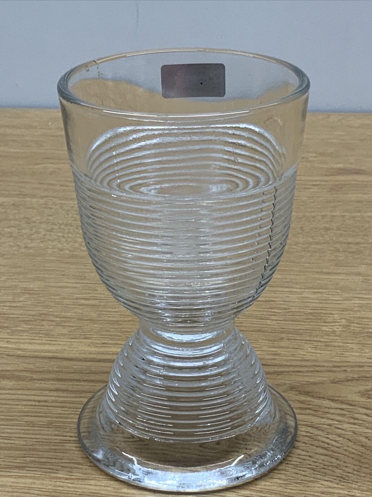 VINTAGE ANTIQUE COLLECTIBLE EGG CUP Glass Ribbed