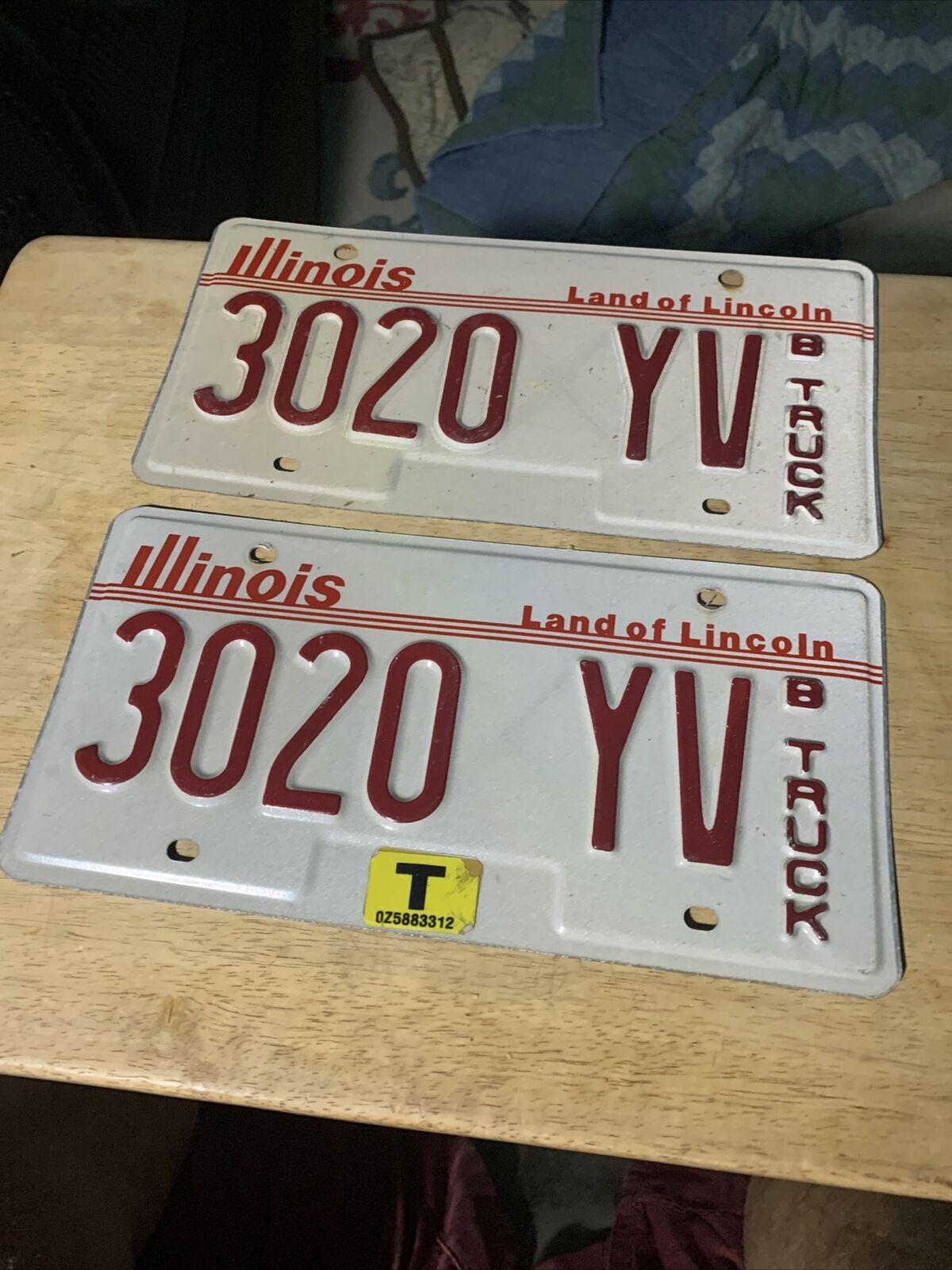 2-2003- ILLINOIS B TRUCK LICENSE PLATES - 3020 YV - 18 Years Old